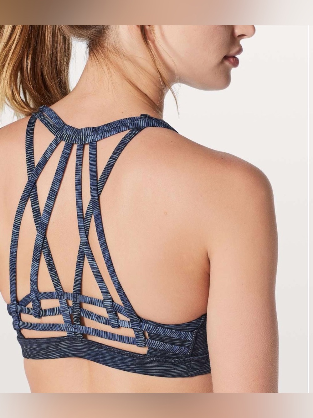 Lululemon Slide With Me Sports Bra Blue Strappy Workout Luxtreme Yoga Gym Size 4